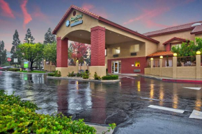 SureStay Hotel by Best Western Fontana